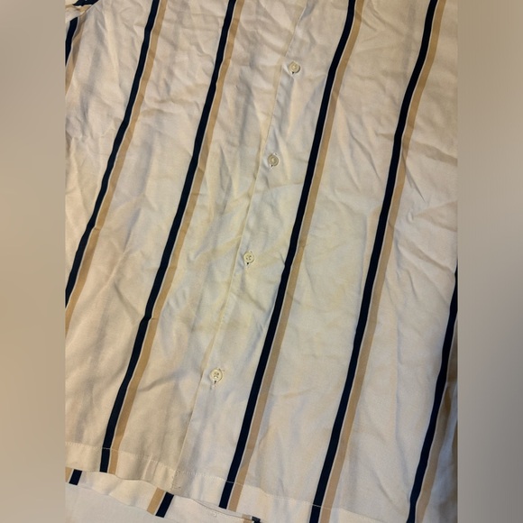 Denim and Flower Button Down - Picture 5 of 11